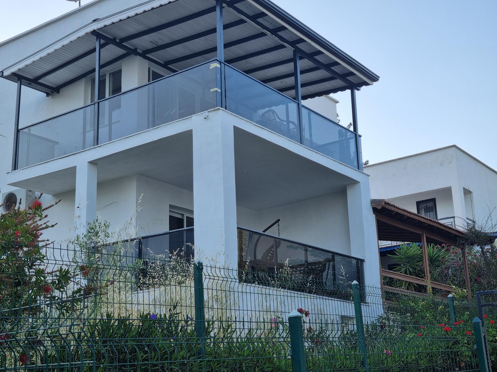 İzmir Demir Çatı ve Konstrüksiyon Uygulaması